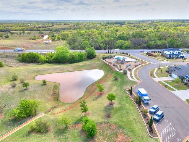 3900 Black Mesa Road, Norman, OK 73071