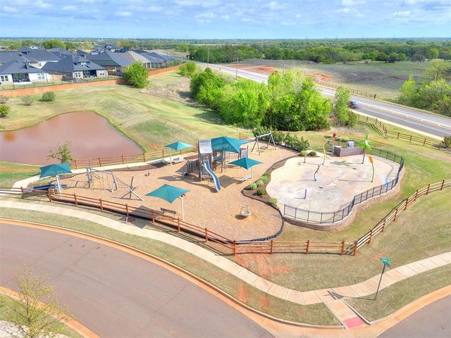3900 Black Mesa Road, Norman, OK 73071