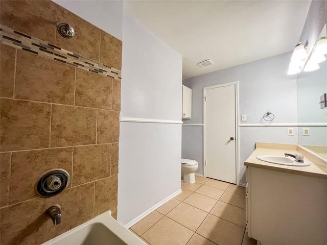 12004 Thompkins DR, Austin, TX 78753