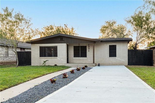 1331 S Georgia Avenue, Mercedes, TX 78570