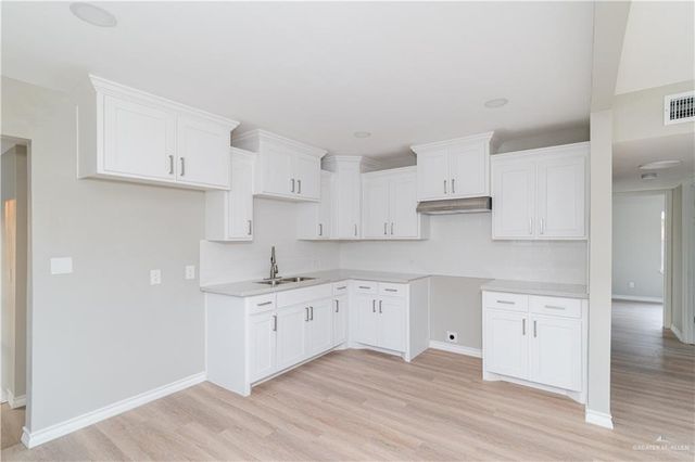 1331 S Georgia Avenue, Mercedes, TX 78570