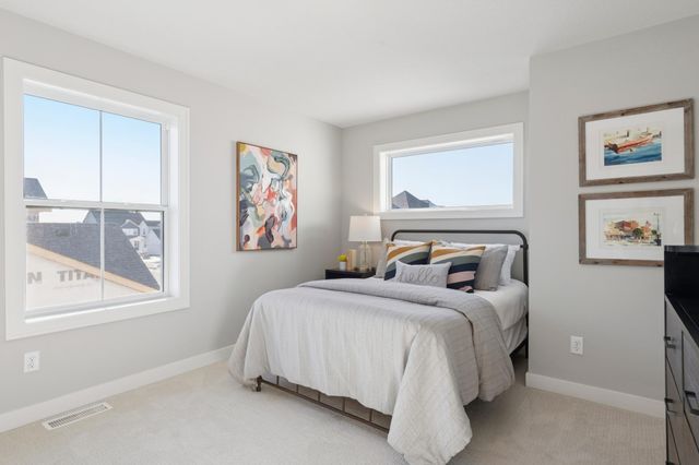 5890 Freeland Alcove N, Hugo, MN 55038