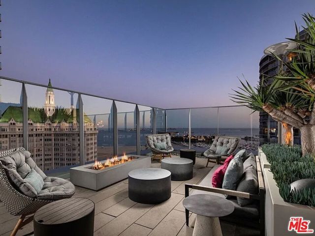 707 E Ocean Boulevard PH1707, Long Beach, CA 90802