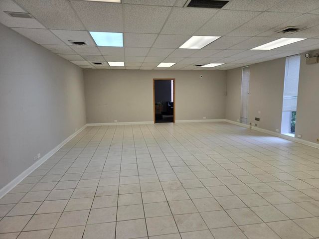 6445 N Hamlin Avenue, Lincolnwood, IL 60712