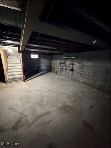 18404 Neff Road, Cleveland, OH 44119