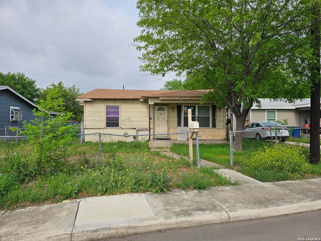911 topaz, San Antonio, TX 78228