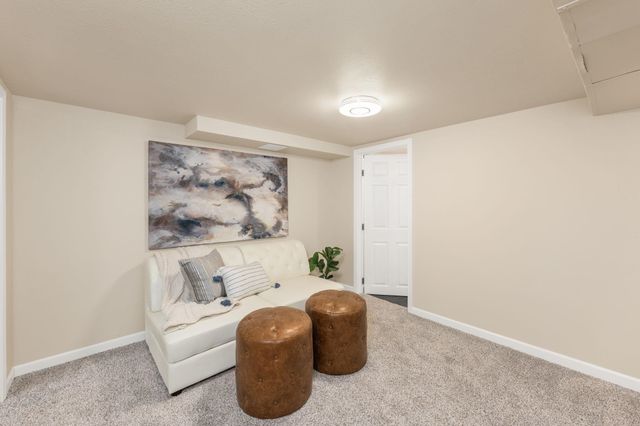 8222 E Valleyway Ave, Spokane Valley, WA 99212