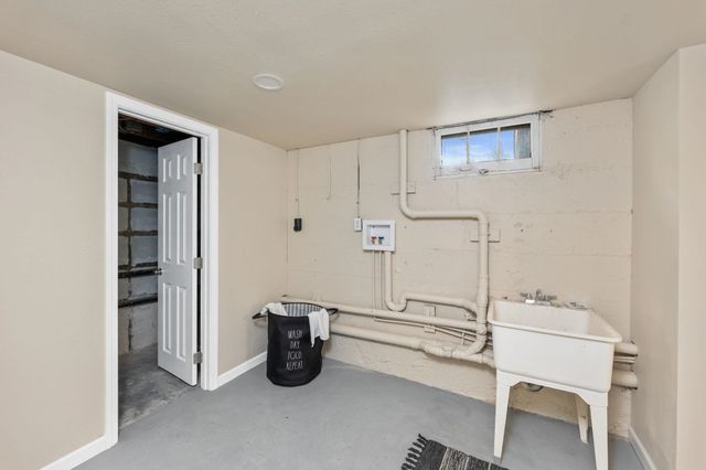 8222 E Valleyway Ave, Spokane Valley, WA 99212