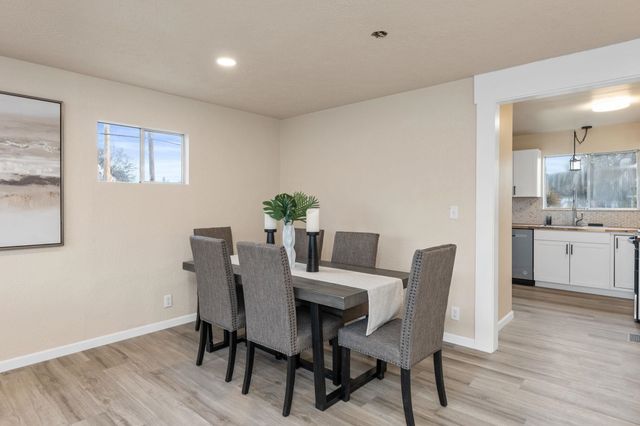 8222 E Valleyway Ave, Spokane Valley, WA 99212