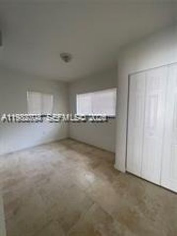 572 NE 67th St 5, Miami, FL 33138