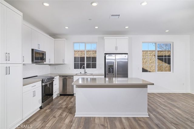 16540 Stone Pine Lane, Fontana, CA 92336