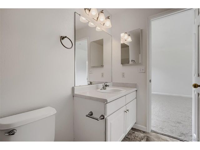 19856 E Villanova Dr, Aurora, CO 80013