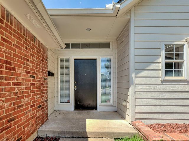 1125 Richmond Road, Edmond, OK 73034