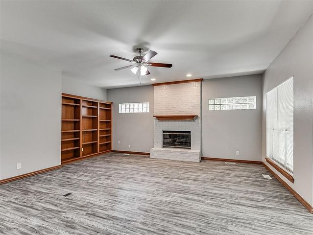 1125 Richmond Road, Edmond, OK 73034