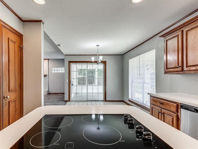 1125 Richmond Road, Edmond, OK 73034
