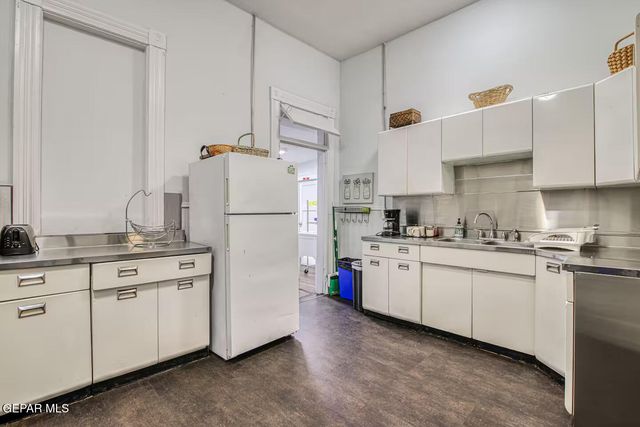1214 N Kansas Street, El Paso, TX 79902
