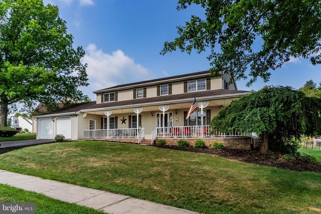 64 S PIN OAK DR, Boiling Springs, PA 17007