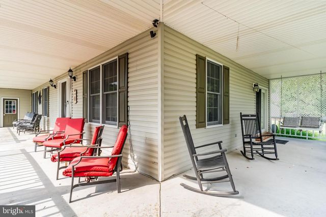 64 S PIN OAK DR, Boiling Springs, PA 17007