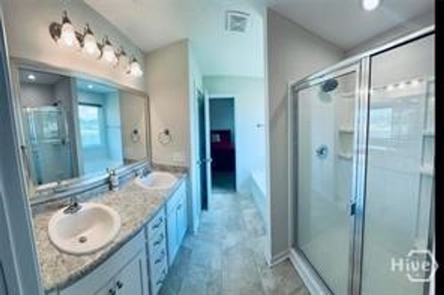 93 Brightleaf Circle, Hinesville, GA 31313