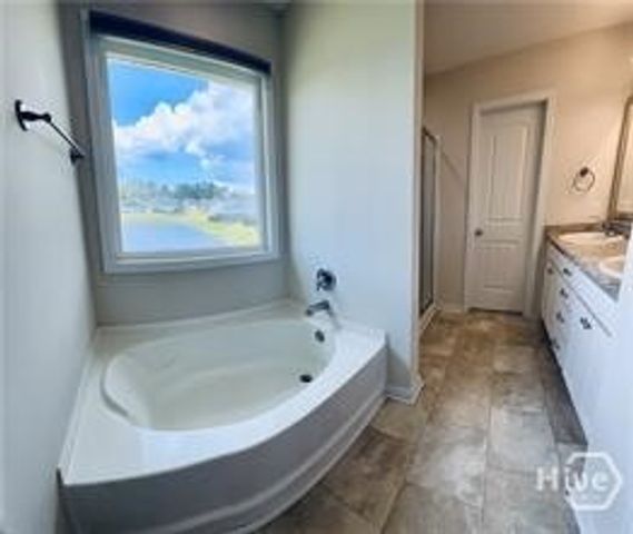 93 Brightleaf Circle, Hinesville, GA 31313