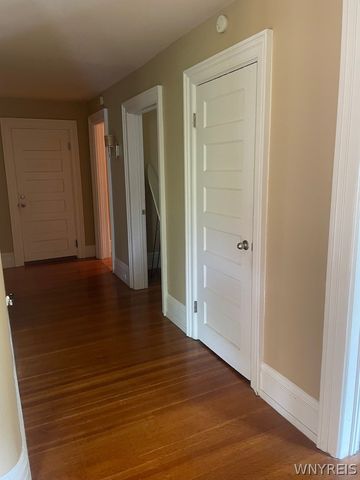 382 Elmwood 2, Buffalo, NY 14222