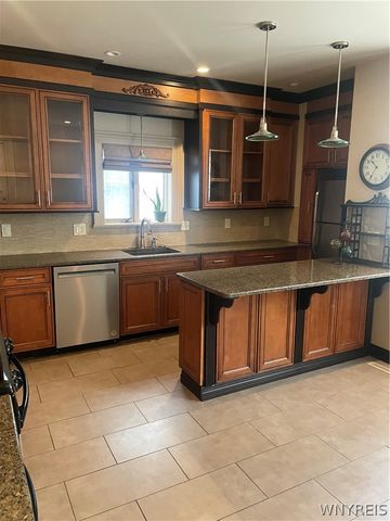 382 Elmwood 2, Buffalo, NY 14222