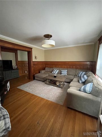 382 Elmwood 2, Buffalo, NY 14222