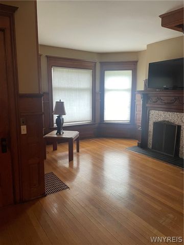 382 Elmwood 2, Buffalo, NY 14222