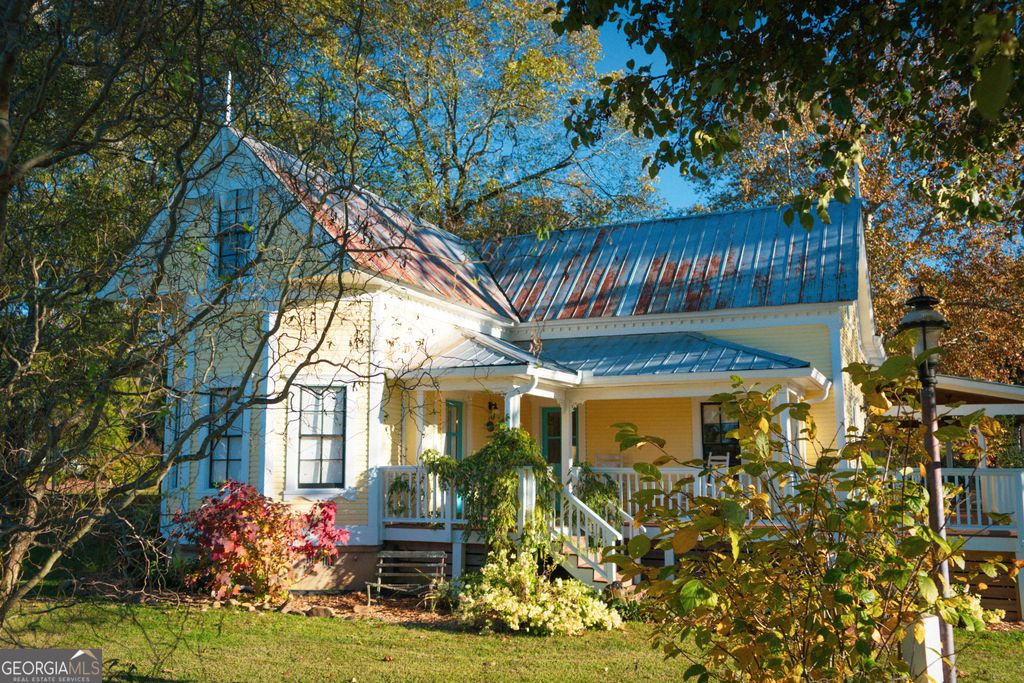 108 E Underwood Street, Cleveland, GA 30528