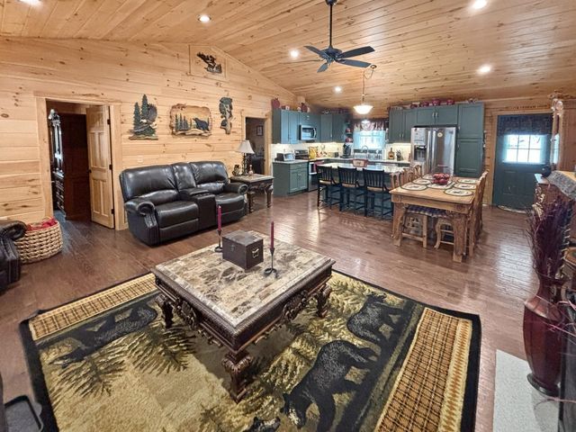 11 Amherst Lane, Haverhill, NH 03785