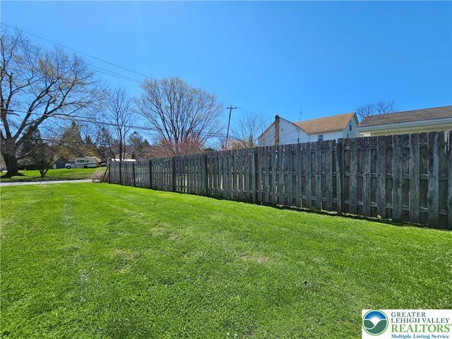 115 Kiefer Street, Williams Twp, PA 18042