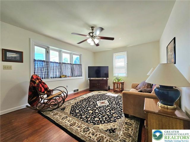 115 Kiefer Street, Williams Twp, PA 18042