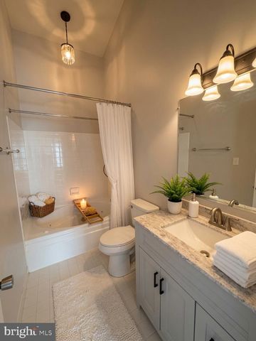 14317 OXFORD DR, Laurel, MD 20707