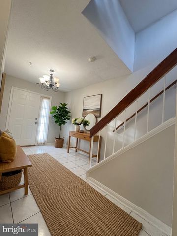 14317 OXFORD DR, Laurel, MD 20707