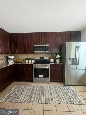 14317 OXFORD DR, Laurel, MD 20707
