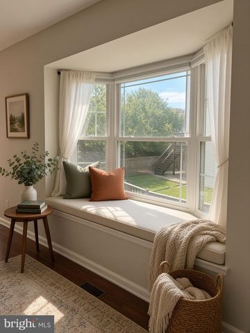 14317 OXFORD DR, Laurel, MD 20707