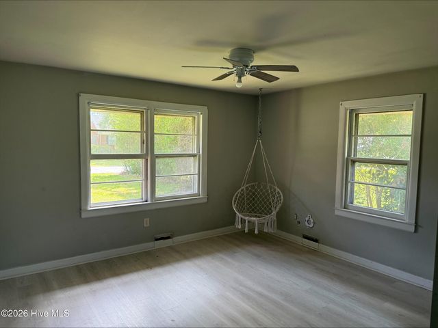 219 Fourth Street, Ayden, NC 28513
