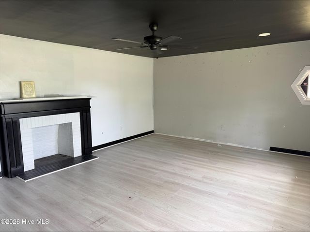 219 Fourth Street, Ayden, NC 28513