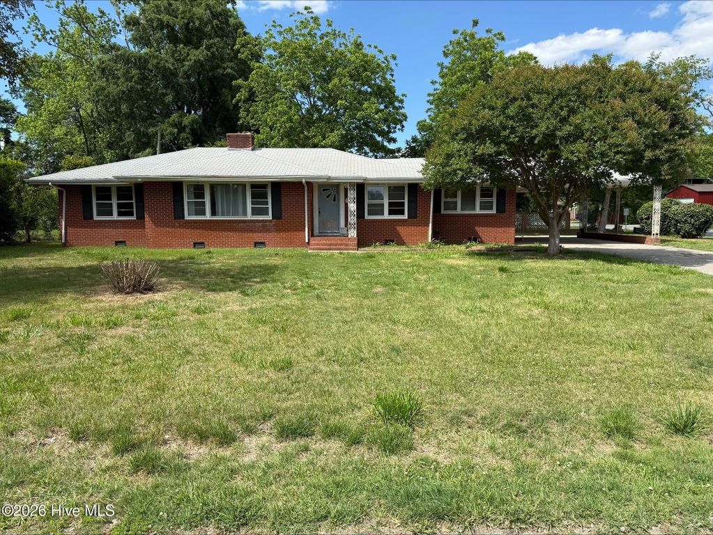 219 Fourth Street, Ayden, NC 28513