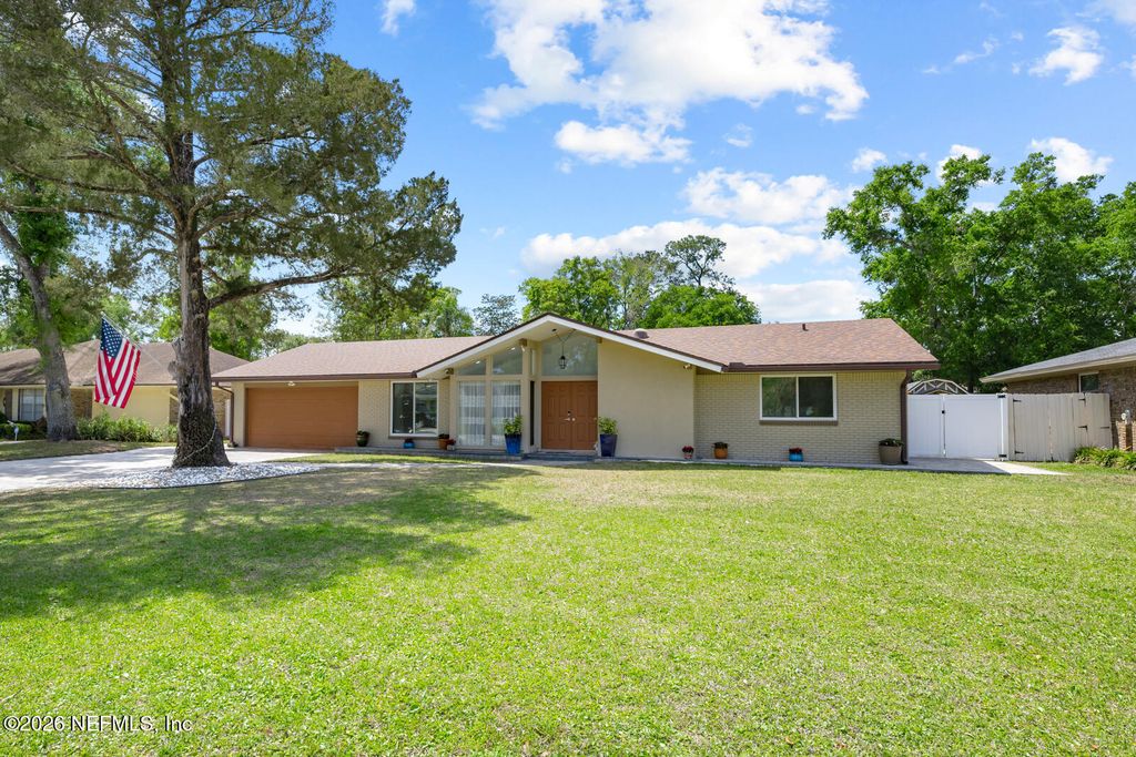 11728 LORETTO WOODS Court, Jacksonville, FL 32223