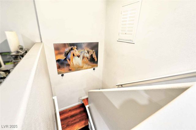 10294 Bethel Mill Street, Las Vegas, NV 89183