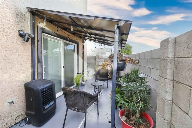 10294 Bethel Mill Street, Las Vegas, NV 89183