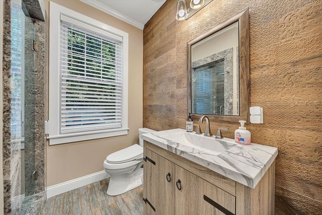 125 Union St, Natick, MA 01760