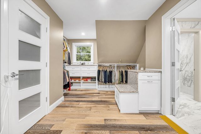 125 Union St, Natick, MA 01760