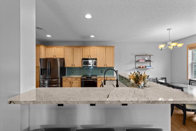 6829 Urbandale Lane N, Maple Grove, MN 55311