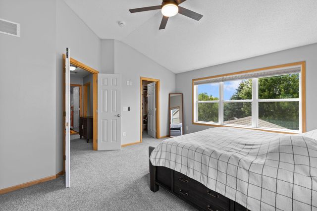 6829 Urbandale Lane N, Maple Grove, MN 55311
