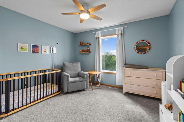 6829 Urbandale Lane N, Maple Grove, MN 55311