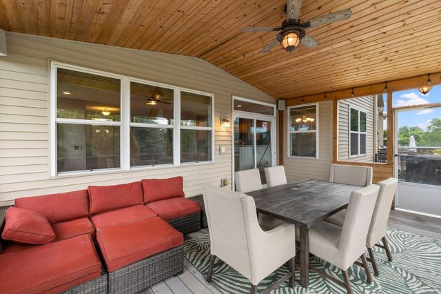 6829 Urbandale Lane N, Maple Grove, MN 55311