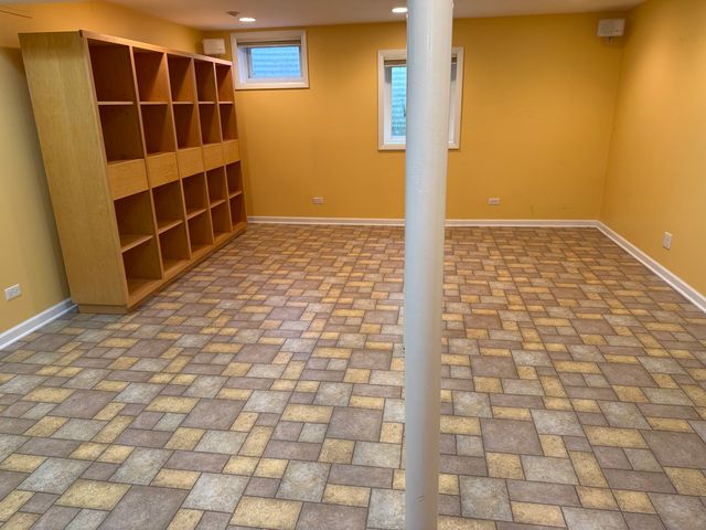 1440 Blackburn Street, Wheaton, IL 60189