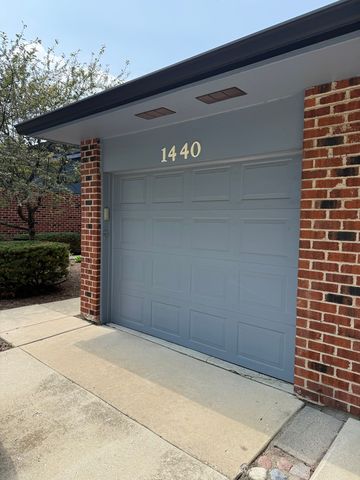 1440 Blackburn Street, Wheaton, IL 60189